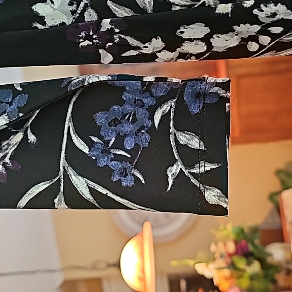 Loft Dress - Picture 5 of 16